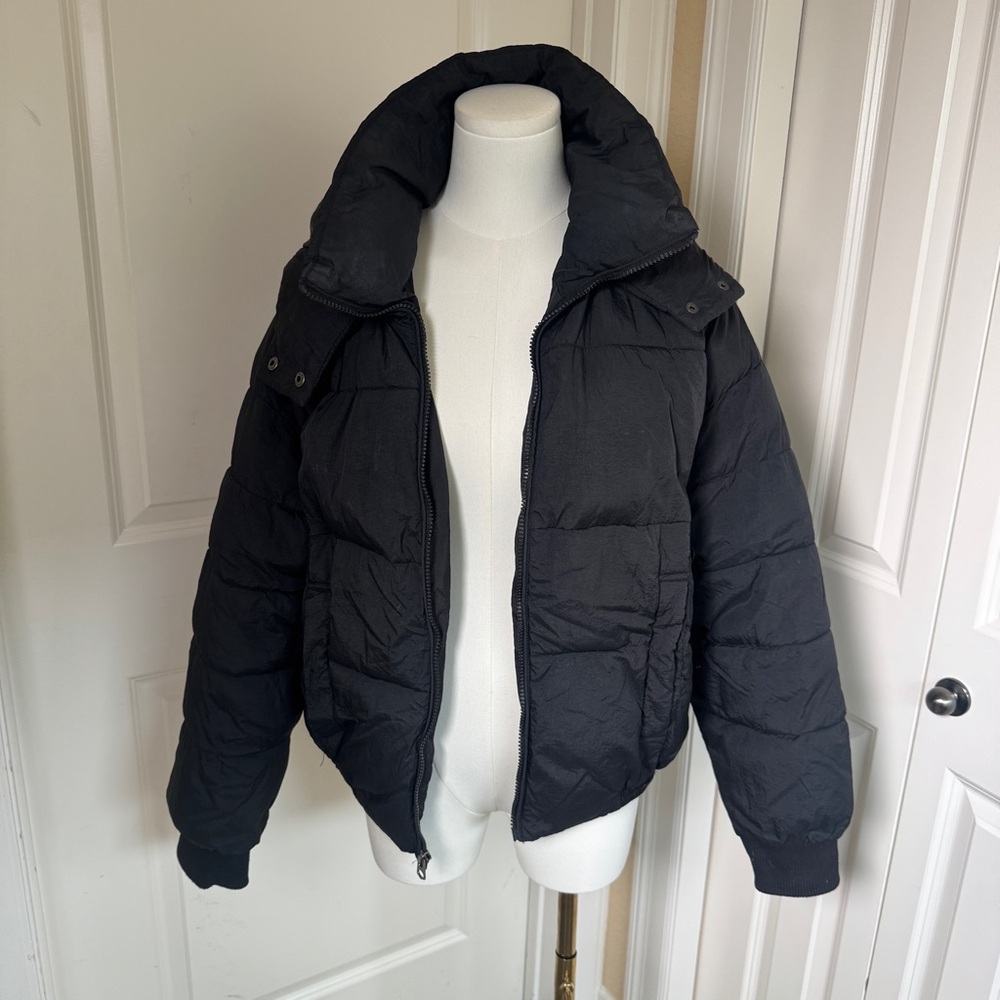 Lucky Brand Perfect Puffer Jacket Womens M Black Hooded Zip Up Quilted Coat